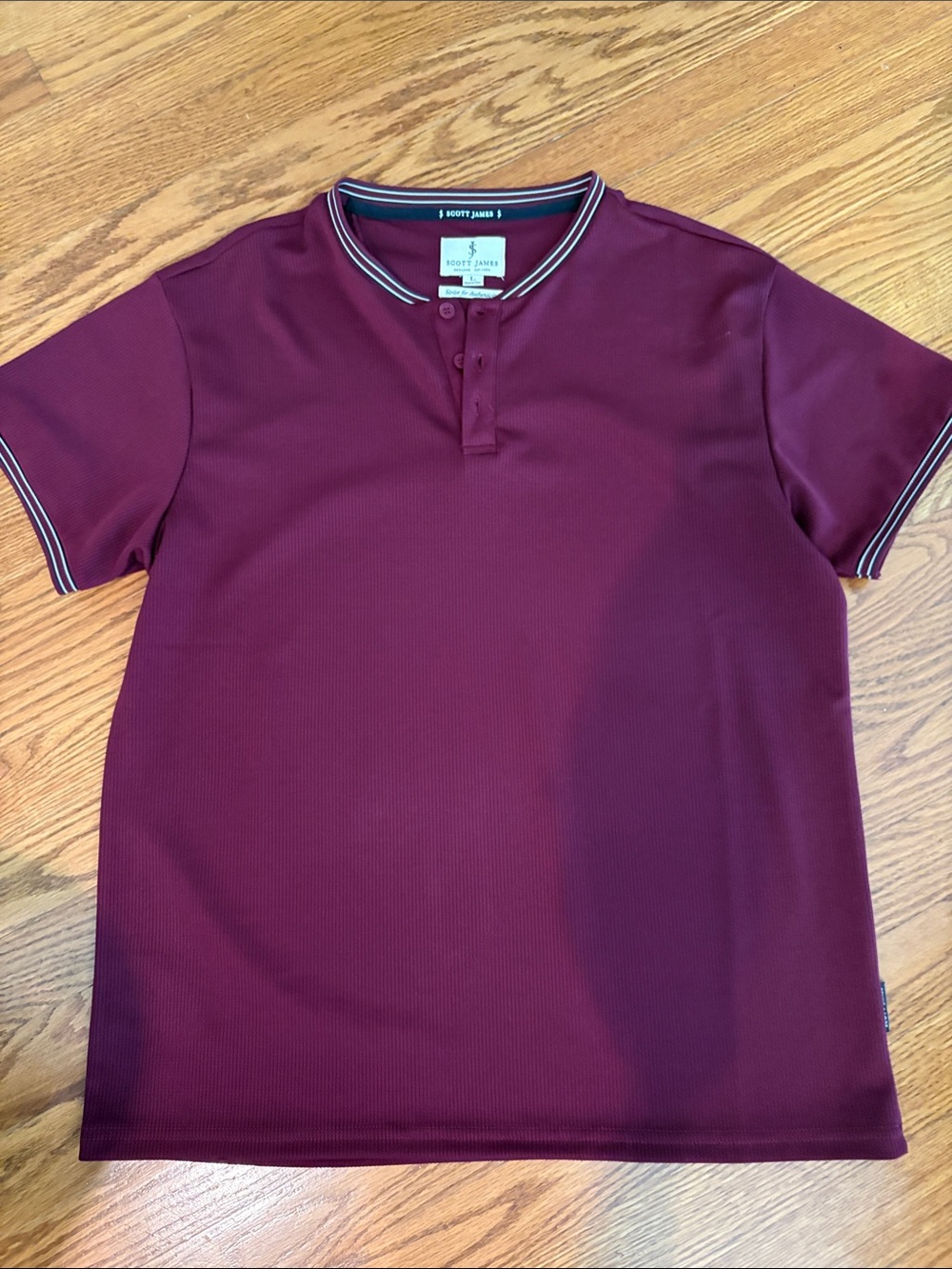 Men’s Short-Sleeve Burgundy Shirt with Contrast Trim